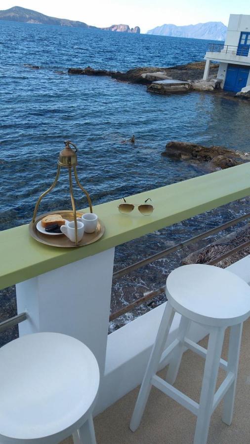 Milos By The Sea - Eco House Plaka  Екстер'єр фото